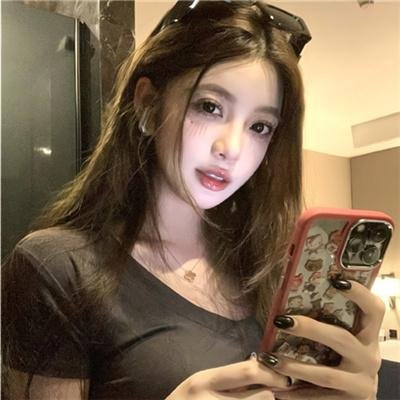 他的模样